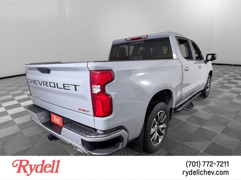 Used 2024 Chevrolet Silverado 1500 RST w/ Convenience Package II image 5