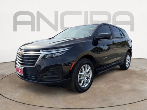 Used 2022 Chevrolet Equinox LS image 7