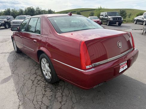 Used 2010 Cadillac DTS FWD image 4