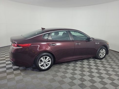 Used 2017 Kia Optima LX FWD image 10