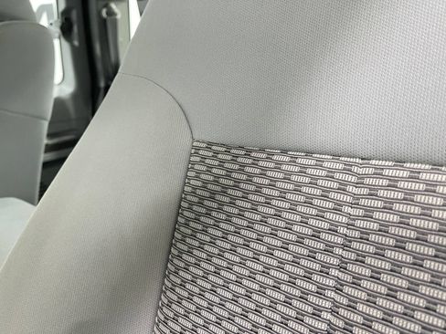 Used 2013 Ford F250 XL w/ PWR Equipment Group AWD/4WD image 13