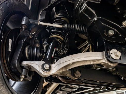 Used 2022 RAM 1500 Laramie w/ Sport Appearance Package image 13