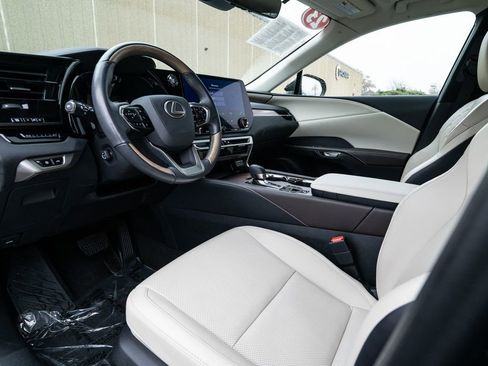 Used 2023 Lexus RX 350 Premium image 13