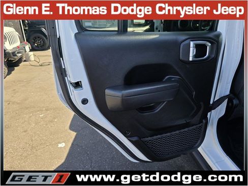 Certified 2022 Jeep Wrangler Unlimited Sport AWD/4WD image 25
