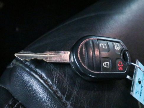 Used 2012 Ford Mustang Shelby GT500 w/ Electronics Pkg image 28