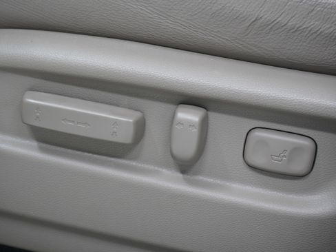 Used 2017 Honda Pilot EX-L image 17