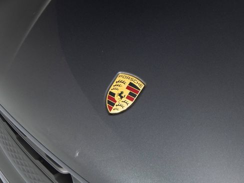 Certified 2026 Porsche Macan AWD/4WD image 14