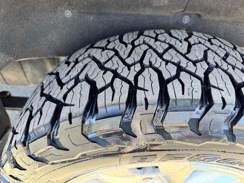 Used 2021 Chevrolet Silverado 1500 LTZ w/ LTZ Premium Package image 42