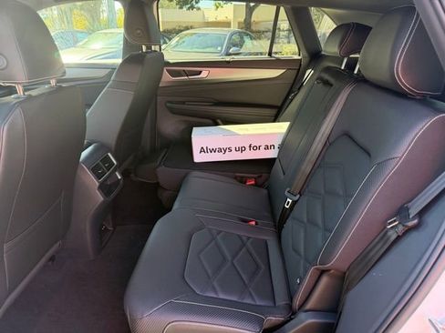 New 2026 Volkswagen Atlas Cross Sport SE AWD/4WD image 7