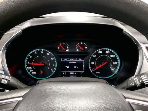 Used 2023 Chevrolet Equinox LS image 14