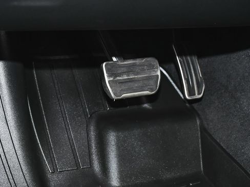Used 2022 Jaguar F-PACE SVR AWD/4WD image 21