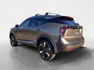 New 2026 Nissan Kicks SR FWD video 3