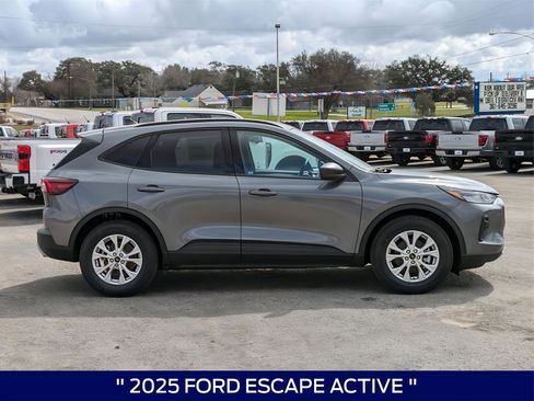 New 2025 Ford Escape Active w/ Cold Weather Package image 5