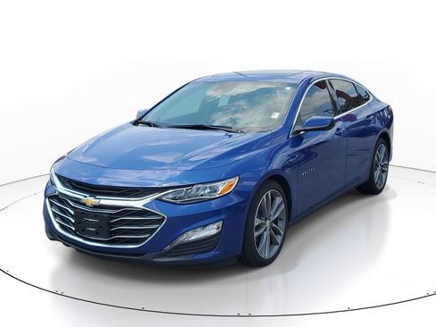 Used 2023 Chevrolet Malibu LT FWD image 3