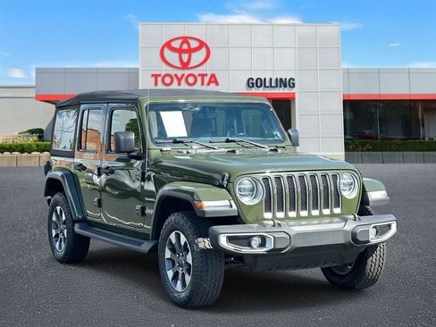 Used 2022 Jeep Wrangler Unlimited Sahara w/ LED Lighting Group AWD/4WD image 7