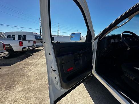 Used 2004 Dodge Ram 3500 Truck SLT w/ Trailer Tow Group image 52