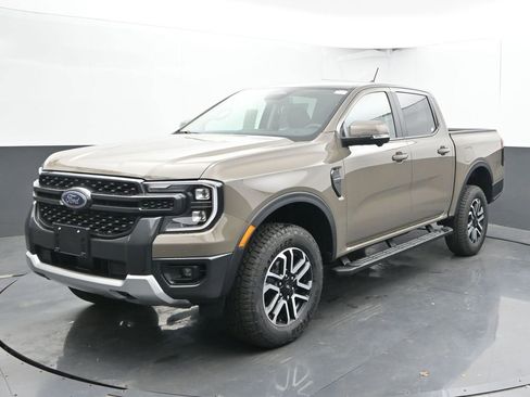 New 2025 Ford Ranger Lariat w/ FX4 Off-Road Package image 5