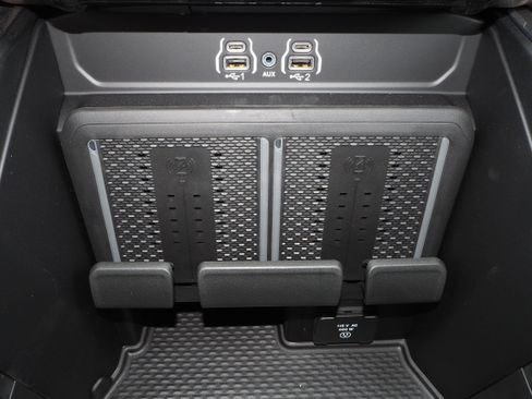 New 2025 RAM 2500 Laramie image 33