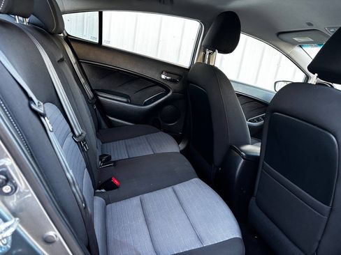 Used 2015 Kia Forte EX FWD image 18