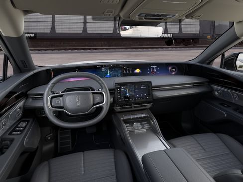New 2026 Lincoln Nautilus Reserve AWD/4WD image 9
