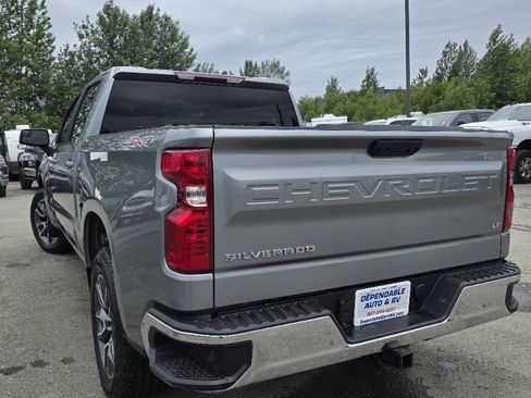 Used 2023 Chevrolet Silverado 1500 LT AWD/4WD image 7