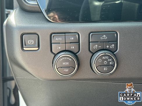 Used 2025 Chevrolet Silverado 1500 LT Trail Boss w/ Convenience Package II image 31