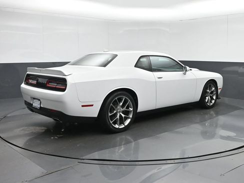 Used 2019 Dodge Challenger GT w/ Plus Package RWD image 7