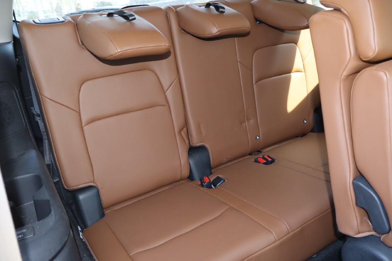 Used 2024 Nissan Pathfinder Platinum w/ Cargo Package FWD image 20