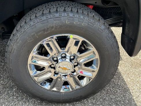 New 2026 Chevrolet Silverado 2500 High Country w/ Technology Package AWD/4WD image 27