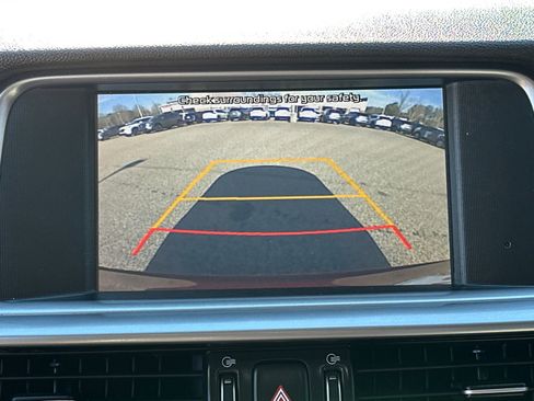 Used 2020 Kia Optima SE image 29