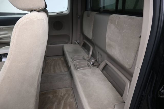 Used 2005 Toyota Tacoma PreRunner w/ SR5 Pkg #3 RWD image 18