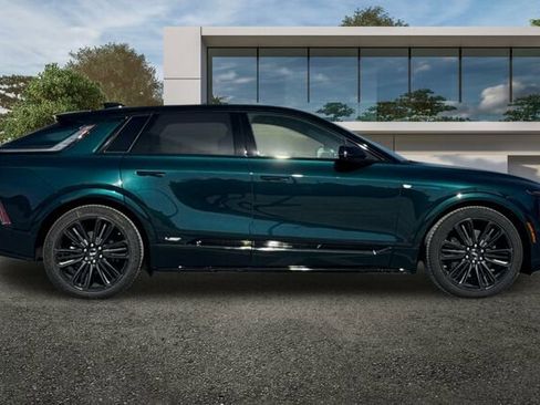 New 2026 Cadillac Lyriq V image 3