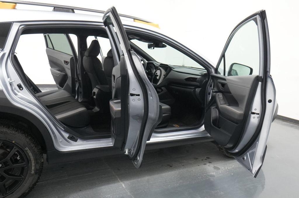 Used 2025 Subaru Crosstrek 2.5i Wilderness AWD/4WD image 27