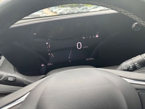 Used 2025 Buick Encore GX Preferred AWD/4WD image 35