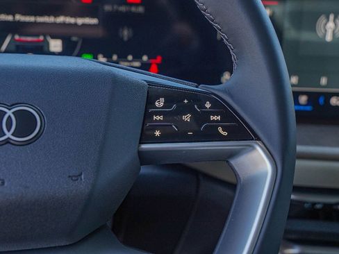 New 2025 Audi Q5 Premium Plus image 12