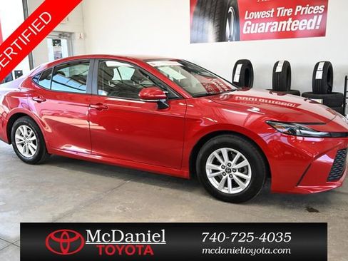 Certified 2025 Toyota Camry LE FWD image 4