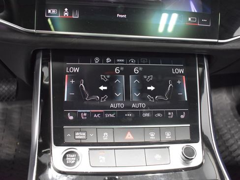 Used 2023 Audi Q8 Premium Plus w/ Premium Plus Package AWD/4WD image 21
