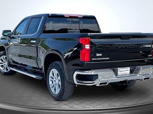 New 2026 Chevrolet Silverado 1500 LTZ w/ LTZ Premium Package AWD/4WD image 3