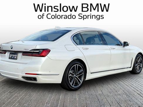 Used 2020 BMW 750i xDrive w/ Cold Weather Package image 6