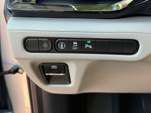 Certified 2023 Acura MDX SH-AWD w/ Technology Package image 30