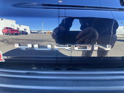 Used 2023 GMC Yukon XL Denali Ultimate image 33