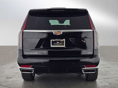 Used 2023 Cadillac Escalade Premium Luxury AWD/4WD image 4