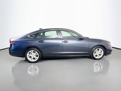 Used 2023 Honda Accord LX image 10