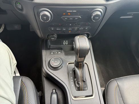 Used 2023 Ford Ranger Lariat w/ Equipment Group 501A High image 13