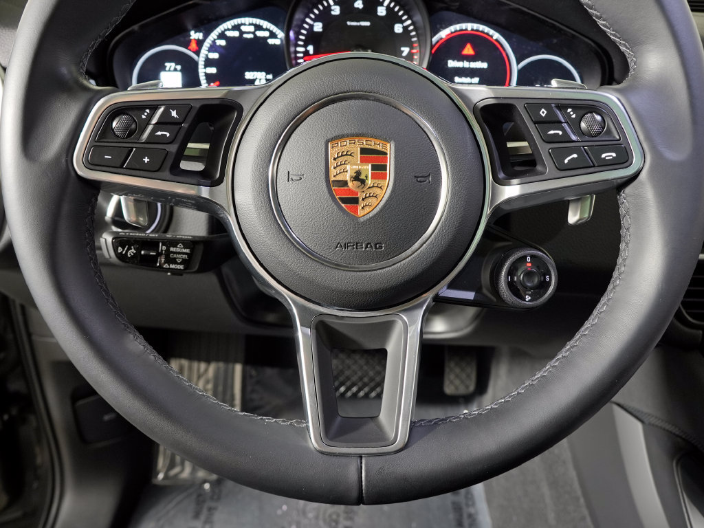 Certified 2023 Porsche Cayenne Coupe AWD/4WD image 25