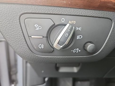 Used 2022 Audi Q5 2.0T Premium Plus w/ Premium Plus Package image 14