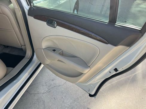 Used 2011 Buick Lucerne CXL w/ Driver Confidence Package image 16