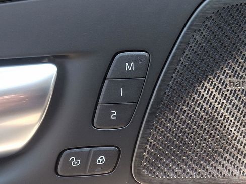 New 2026 Volvo XC60 B5 Ultra w/ Protection Package Premier image 18