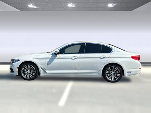 Used 2019 BMW 530e image 2