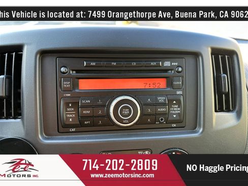 Used 2017 Nissan NV200 S FWD image 29
